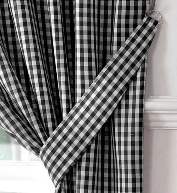 Classic Gingham Kitchen Curtains – Set of 2 - Image 3