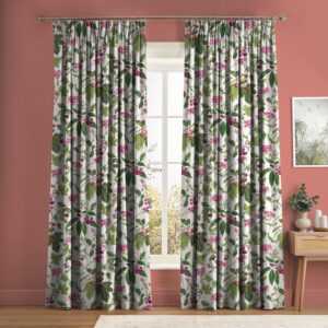 Craftwork Trail Day Curtain
